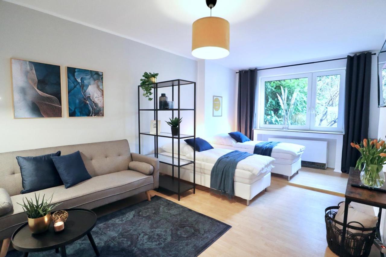 Sapphire Apartment: Free Parking + Netflix + Bathtub Essen Exteriér fotografie