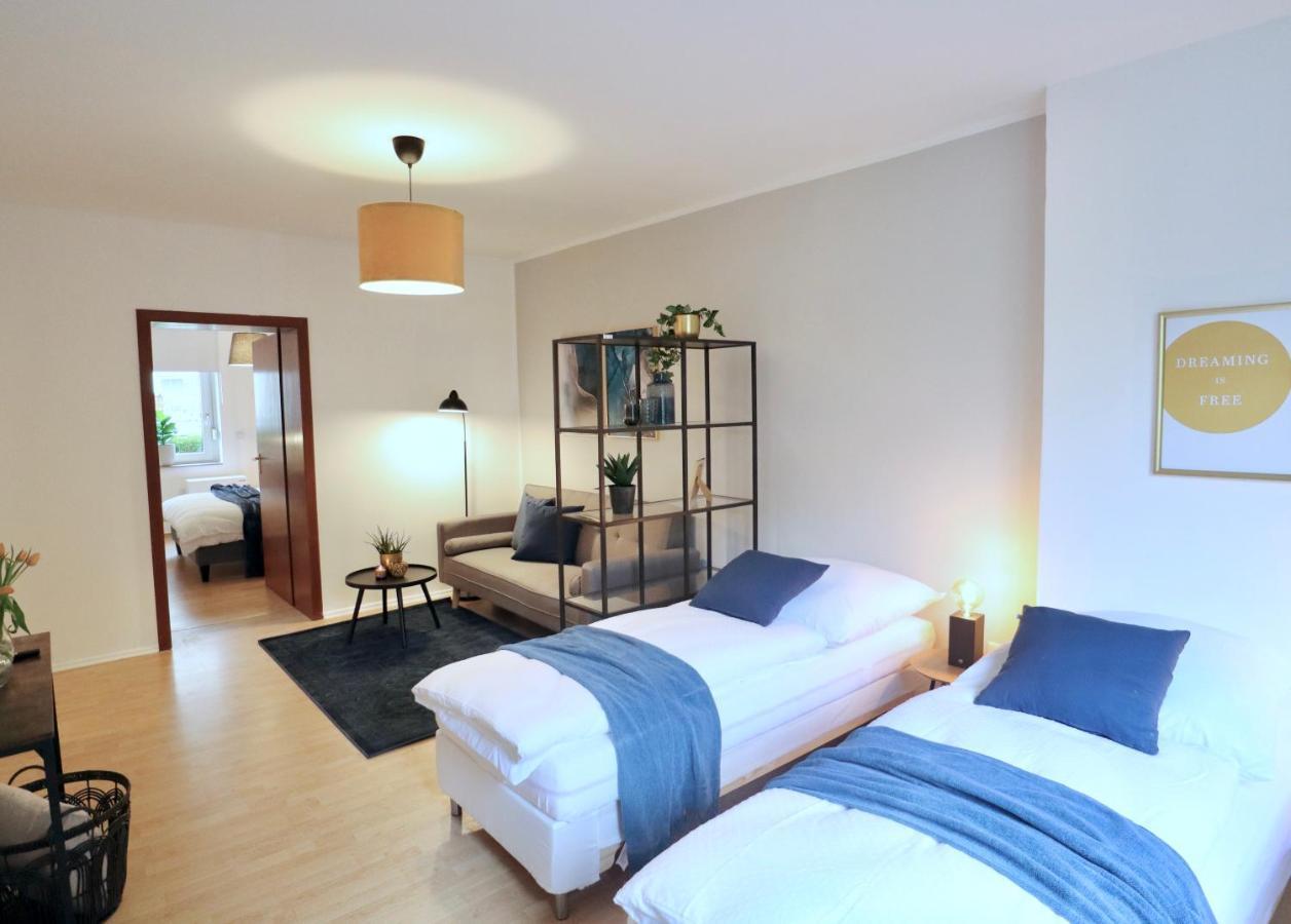 Sapphire Apartment: Free Parking + Netflix + Bathtub Essen Exteriér fotografie